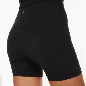 TnaBUTTER Hi-Rise 5” Shorts from Aritizia